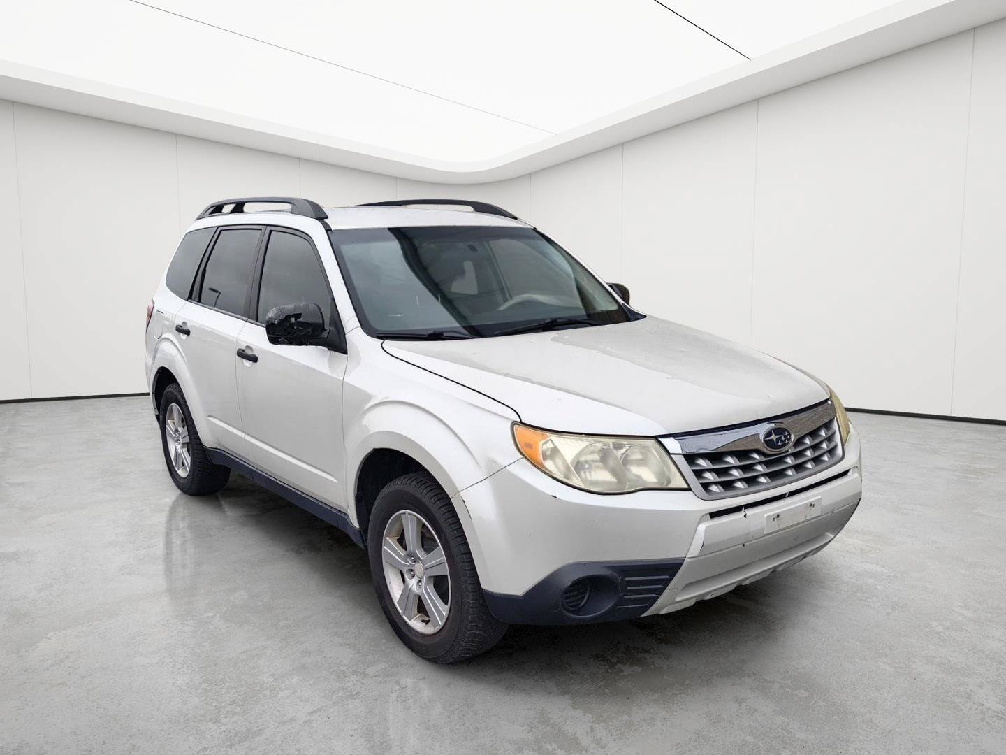 Used 2012 Subaru Forester 2.5X w/ Alloy Wheel Pkg AWD/4WD image 2