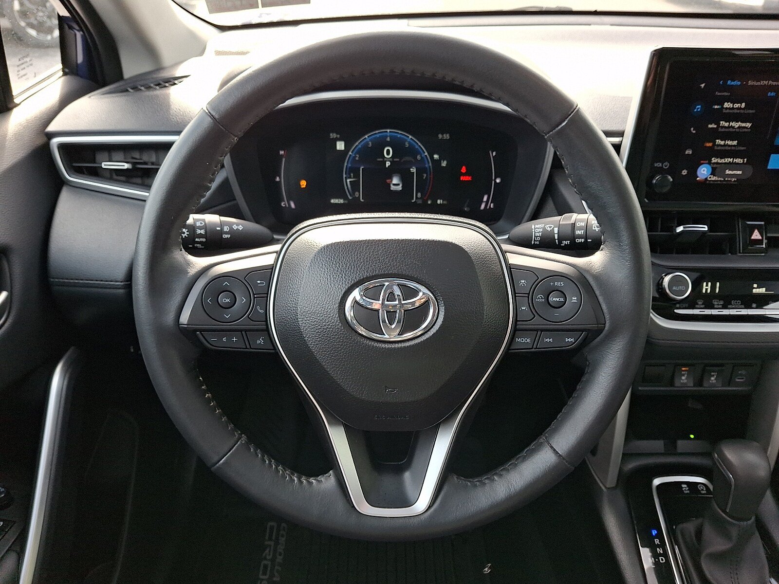 Used 2024 Toyota Corolla Cross XLE w/ Convenience Package AWD/4WD image 21