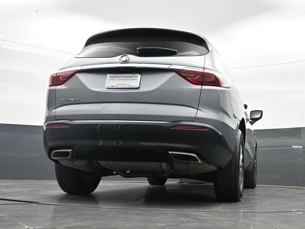 Used 2023 Buick Enclave Essence AWD/4WD image 34