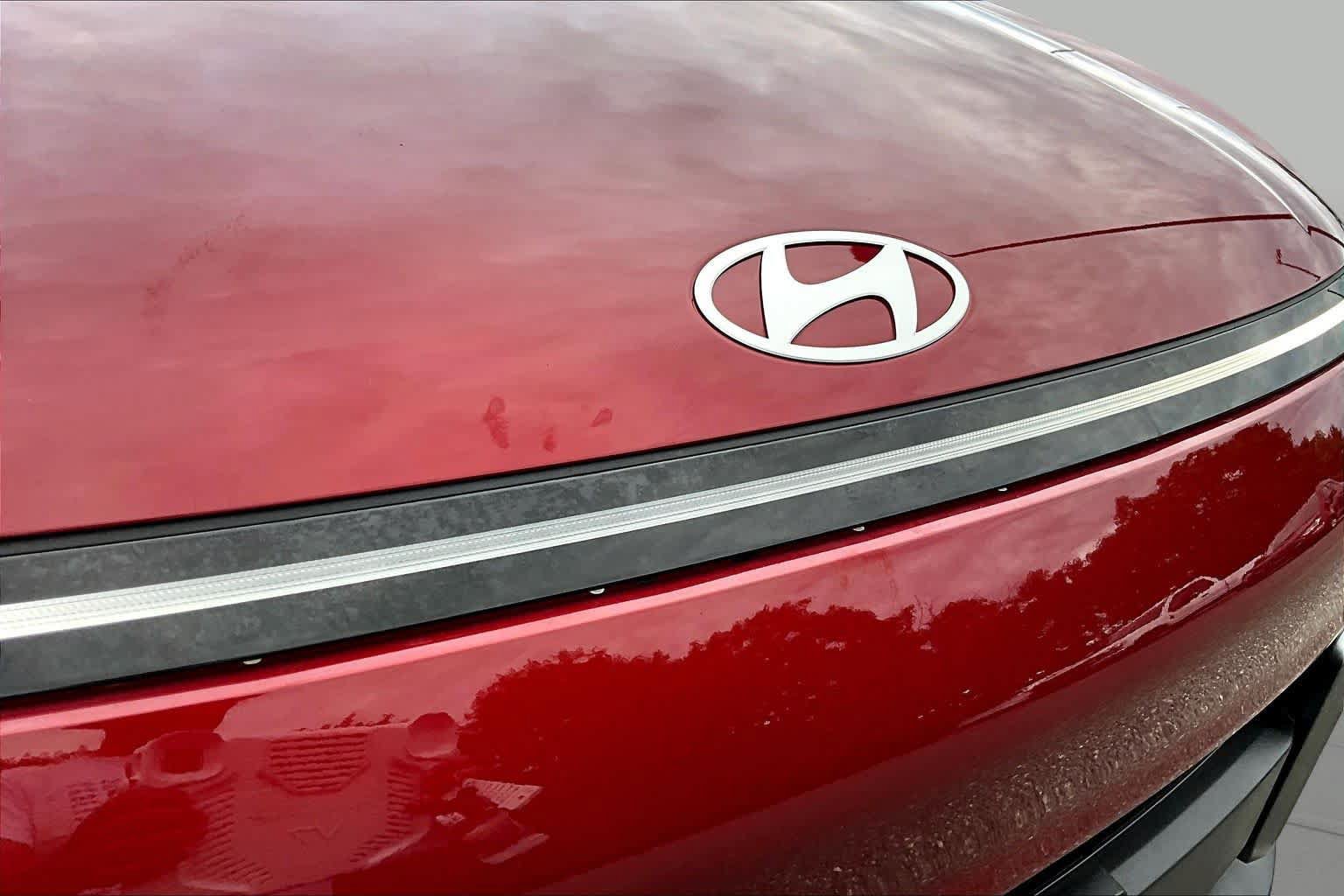 Used 2024 Hyundai Kona SEL FWD image 28
