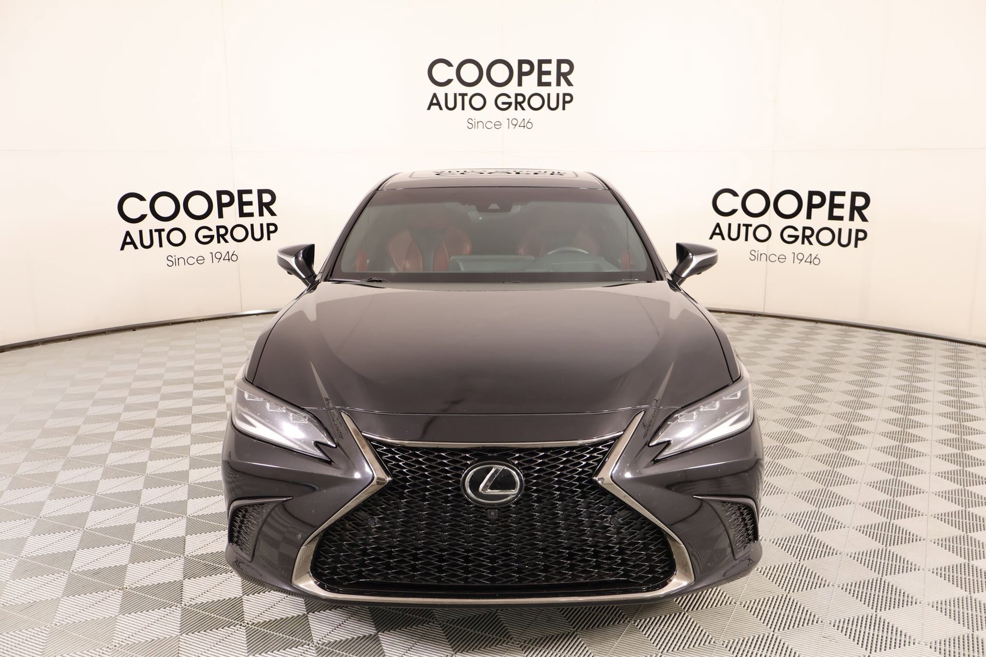 Used 2024 Lexus ES 300h F Sport w/ Accessory Package (Z2) FWD image 10