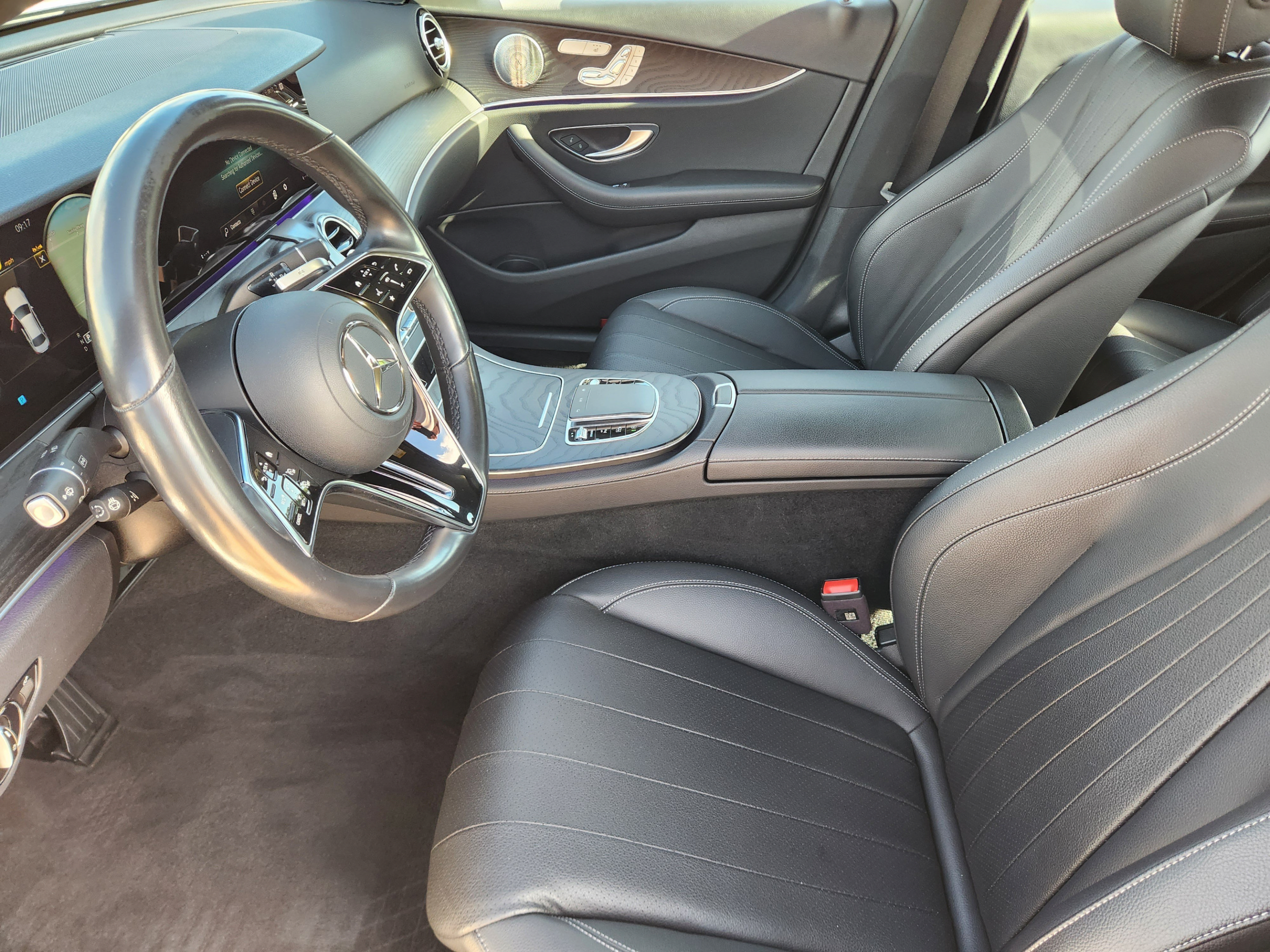 Used 2023 Mercedes-Benz E 350 Sedan image 30
