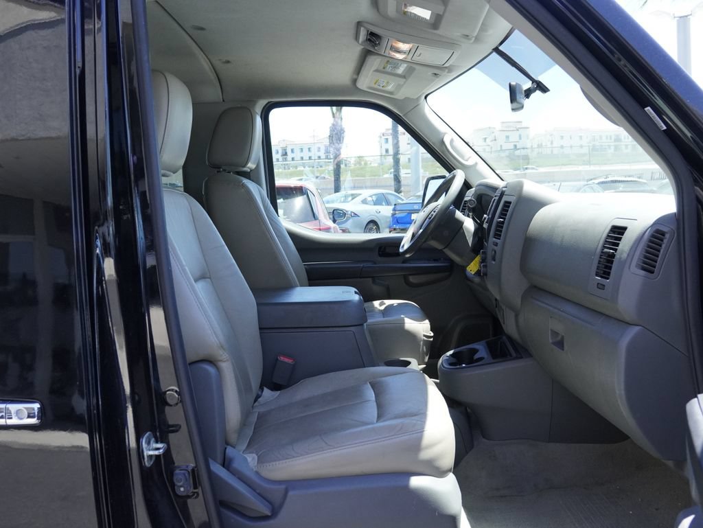 Used 2020 Nissan NV 3500 SL RWD image 20