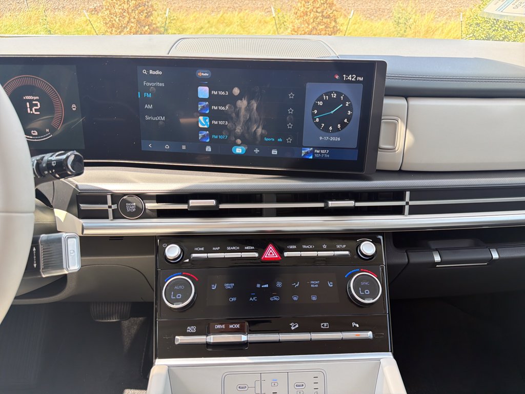 New 2027 Hyundai Santa Fe SEL FWD image 29