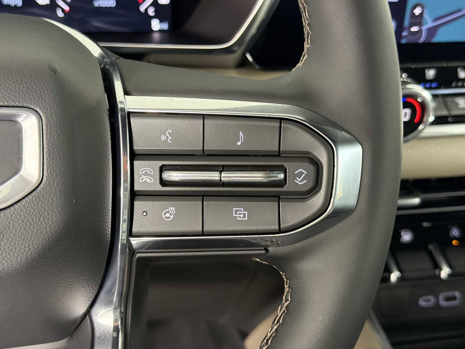 New 2026 GMC Canyon Denali AWD/4WD image 24
