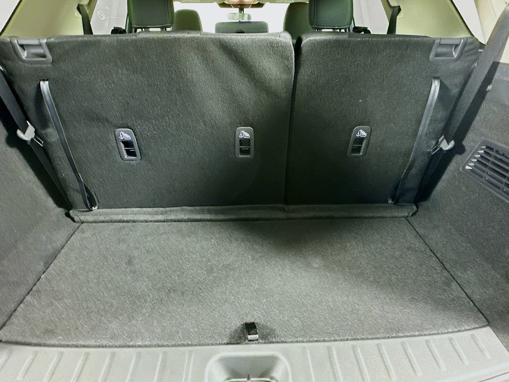 New 2026 Nissan Pathfinder SV image 32