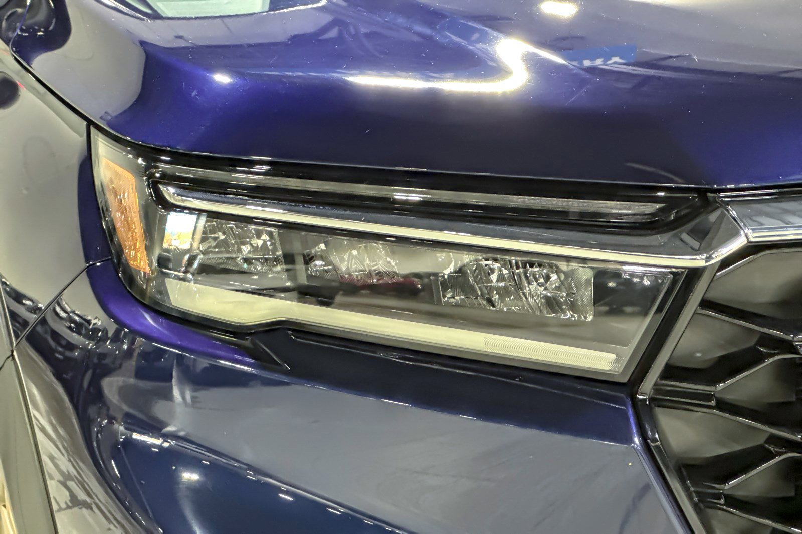 Certified 2024 Honda Pilot Touring image 10