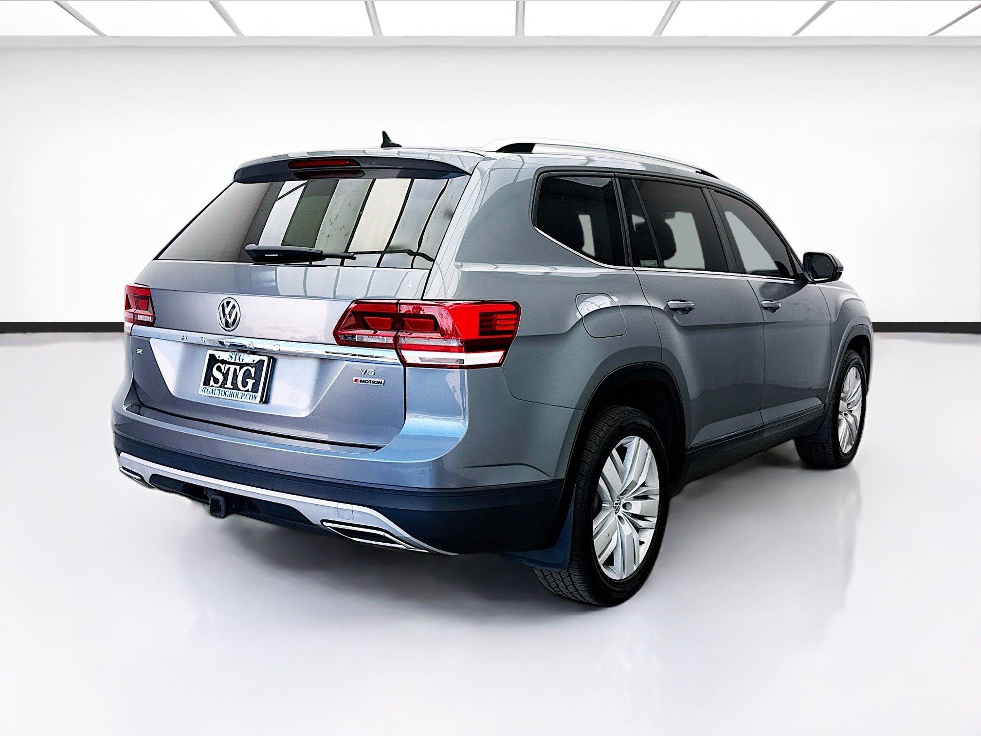 Used 2019 Volkswagen Atlas SE w/ Towing Package AWD/4WD image 4