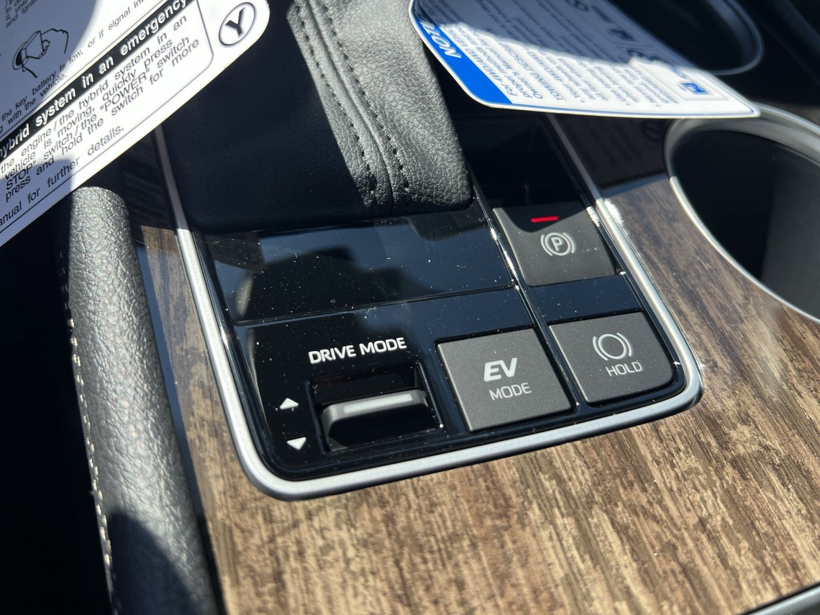 New 2026 Toyota Sienna Platinum AWD/4WD image 25