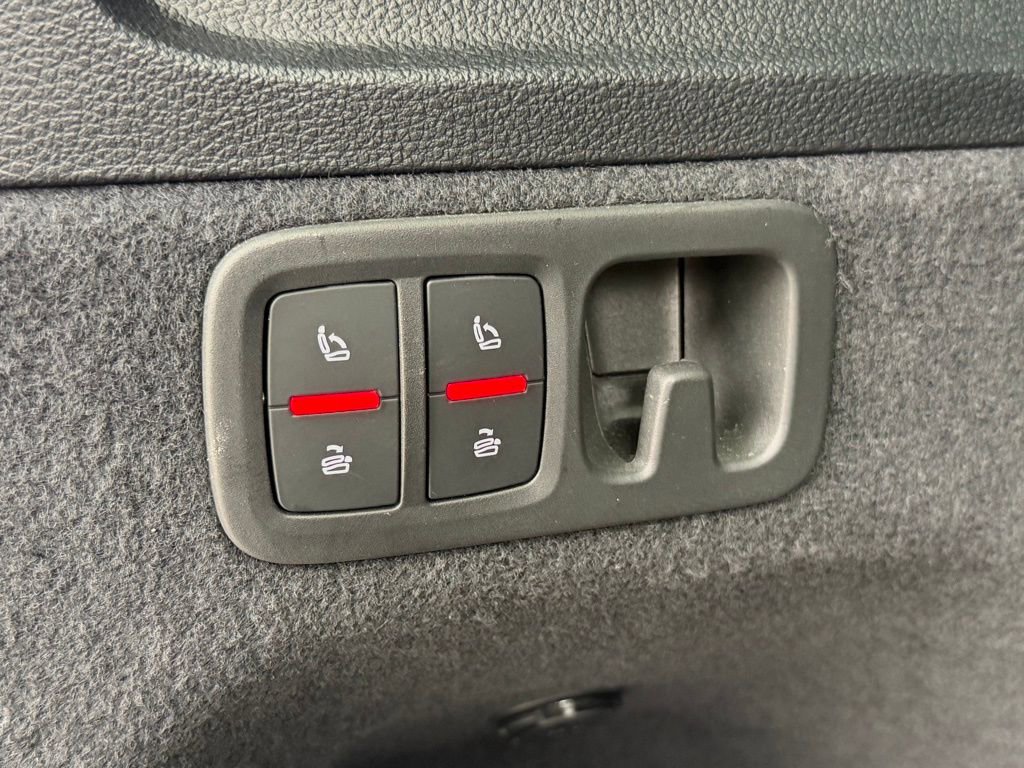 Used 2025 Audi Q7 3.0T Premium Plus image 35