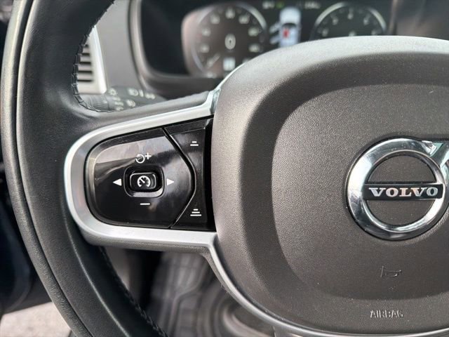 Used 2022 Volvo XC90 T6 Momentum w/ Climate Package image 21