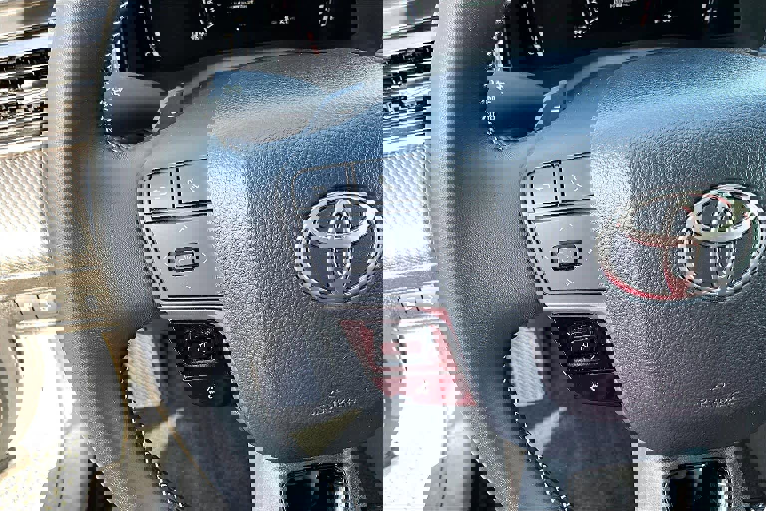 Certified 2025 Toyota Camry SE image 23