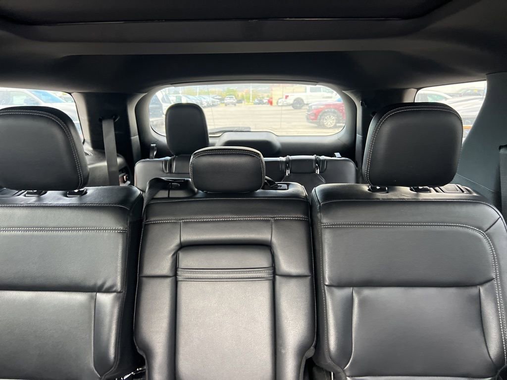 Used 2020 Ford Explorer XLT w/ Equipment Group 202A image 28