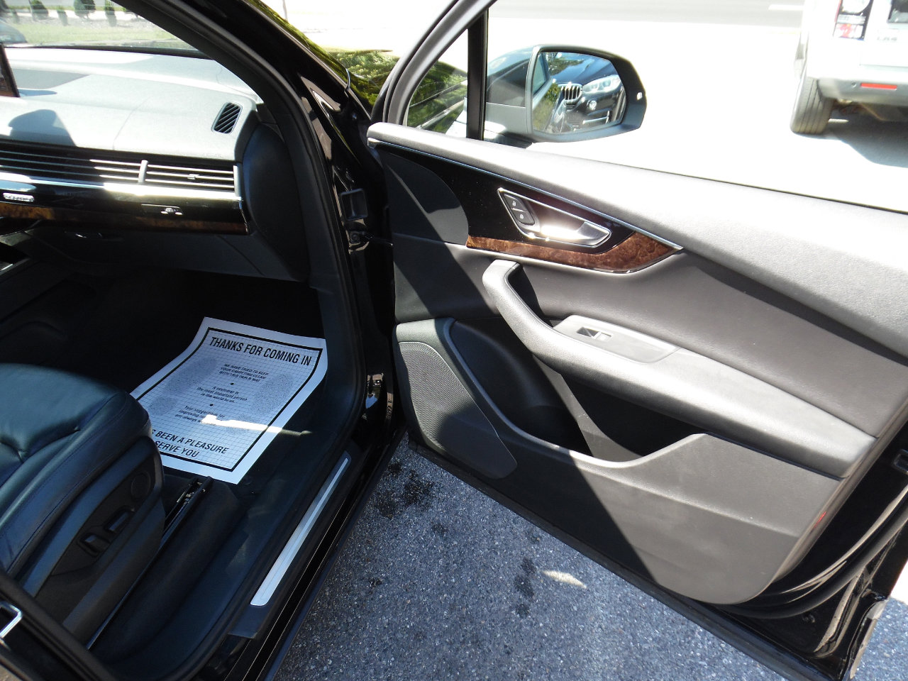 Used 2017 Audi Q7 3.0T Premium image 25