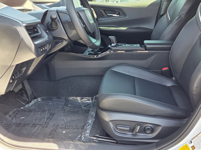 Used 2024 Toyota Prius XLE image 15