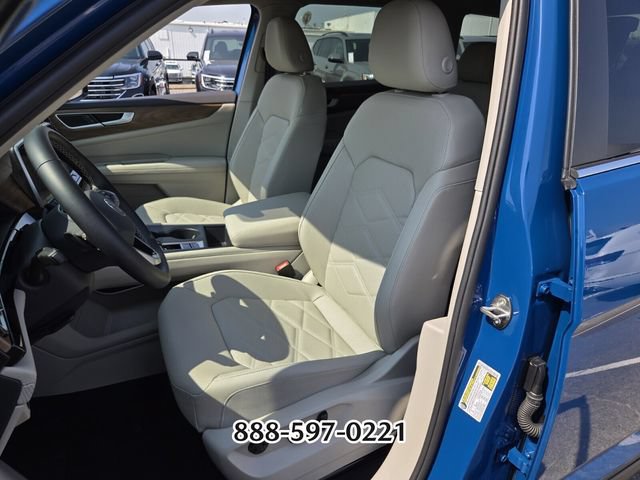 Certified 2026 Volkswagen Atlas SE FWD image 9