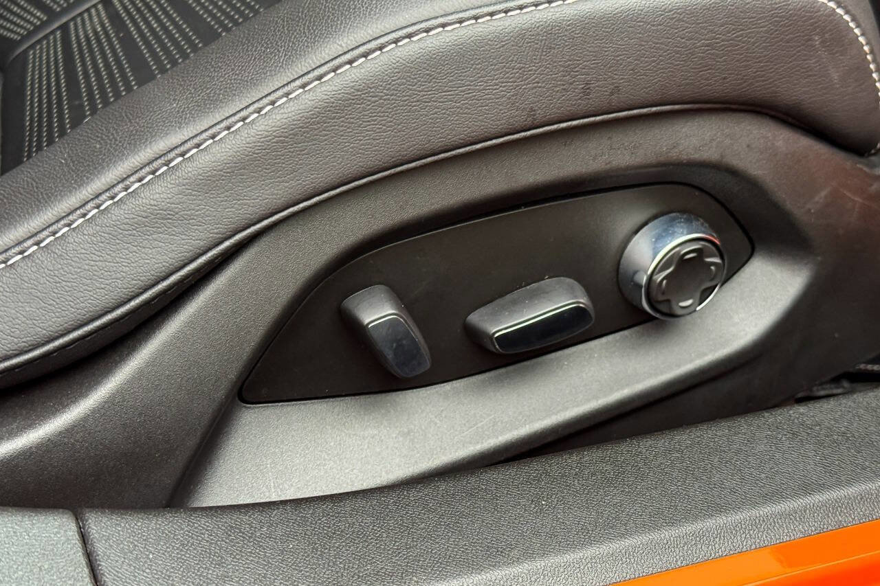 Used 2023 Chevrolet Corvette Stingray Preferred Cpe w/ Z51 Performance Package RWD image 15