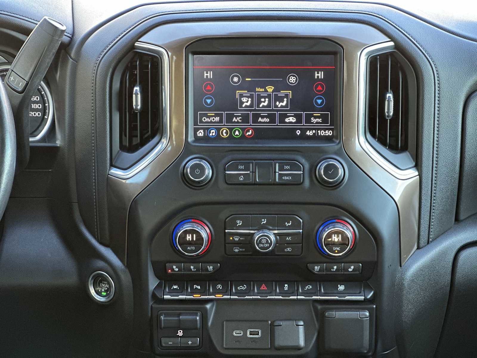 Used 2019 Chevrolet Silverado 1500 High Country w/ Technology Package AWD/4WD image 17