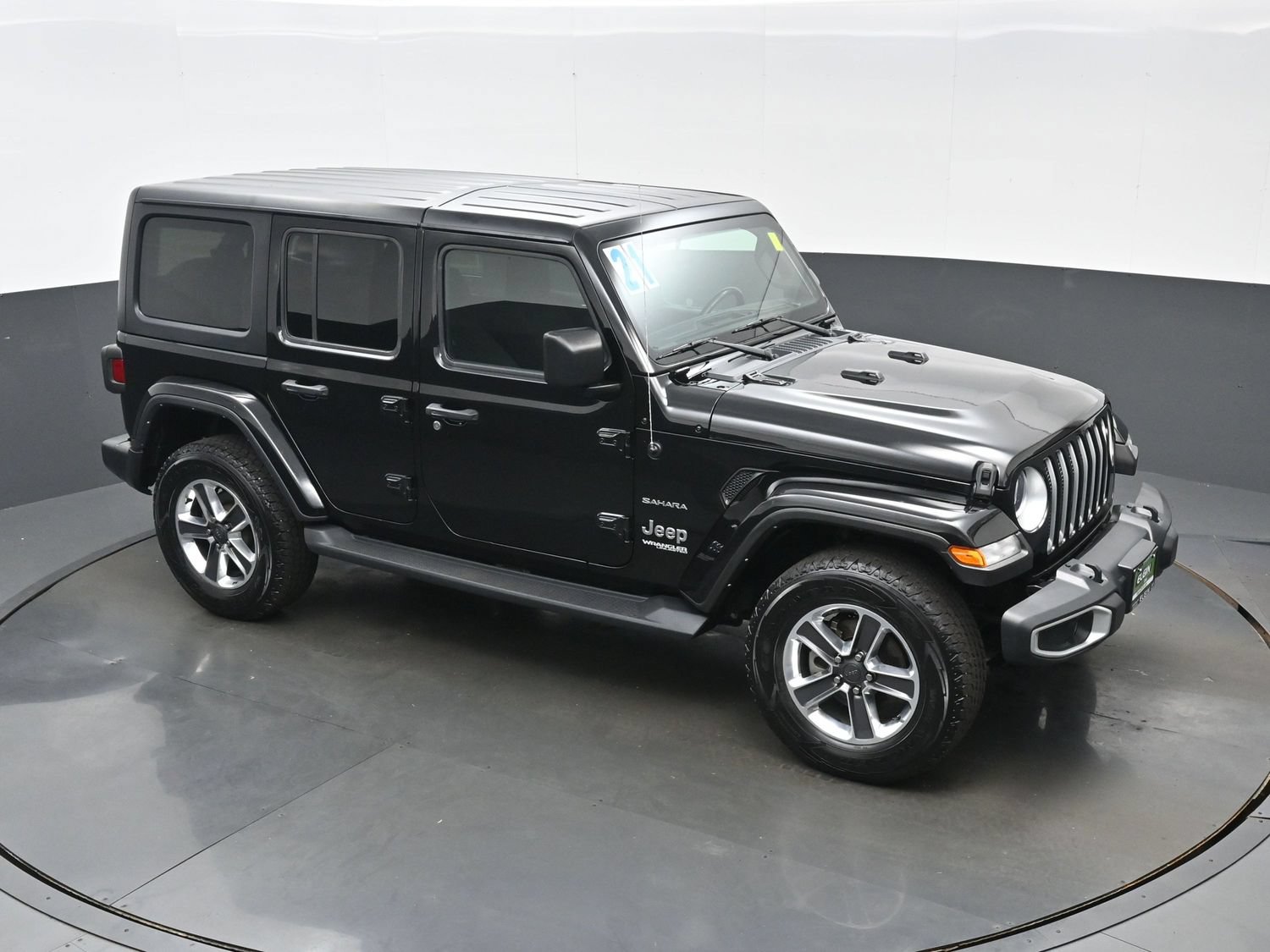 Used 2021 Jeep Wrangler Unlimited Sahara w/ Cold Weather Group AWD/4WD image 39