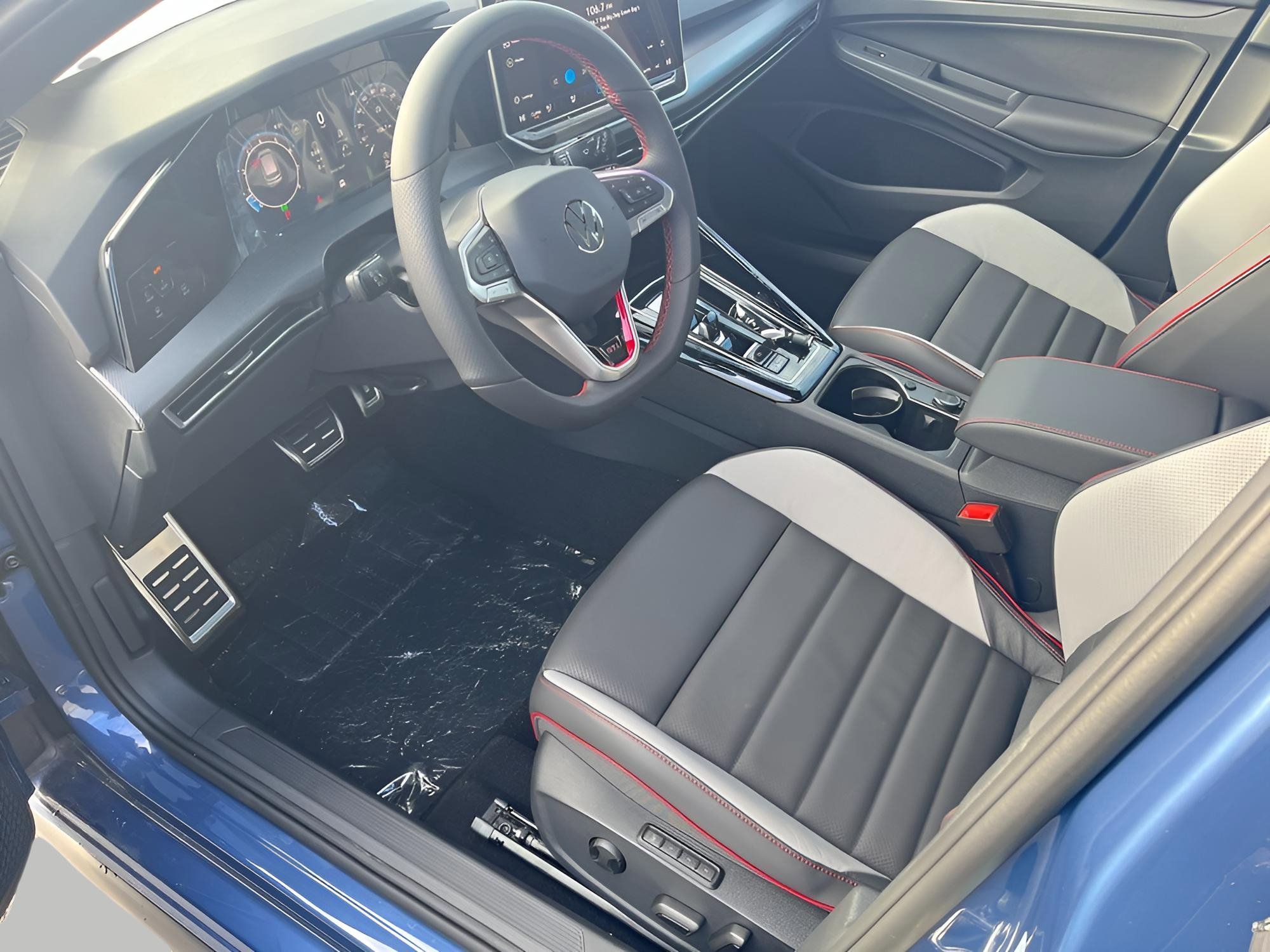 New 2025 Volkswagen GTI Autobahn image 11