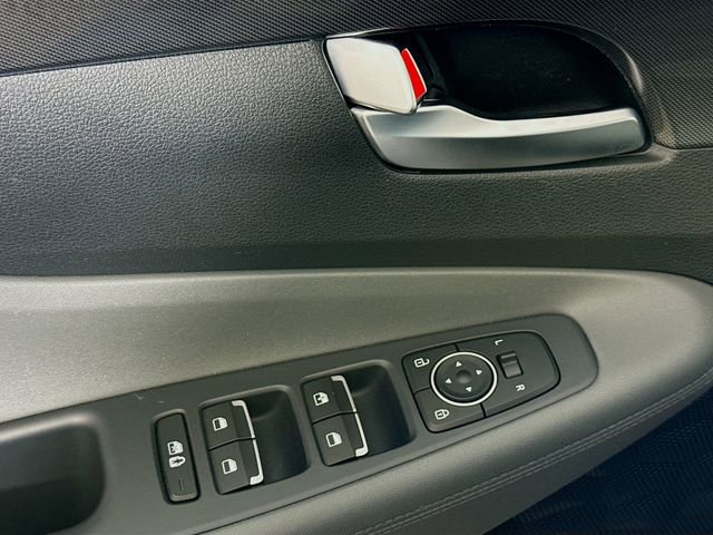 Used 2023 Hyundai Santa Fe SE image 19