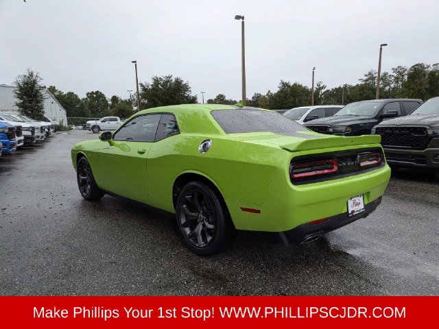 Certified 2019 Dodge Challenger SXT w/ Plus Package RWD image 5