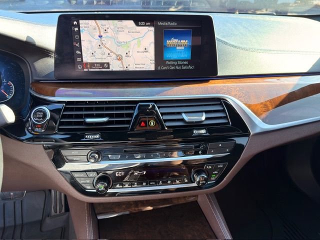 Used 2018 BMW M550i xDrive image 2