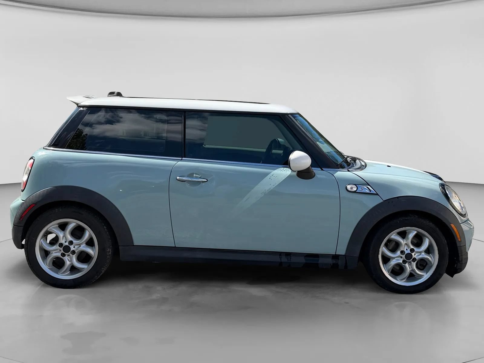 Used 2011 MINI Cooper S FWD image 6
