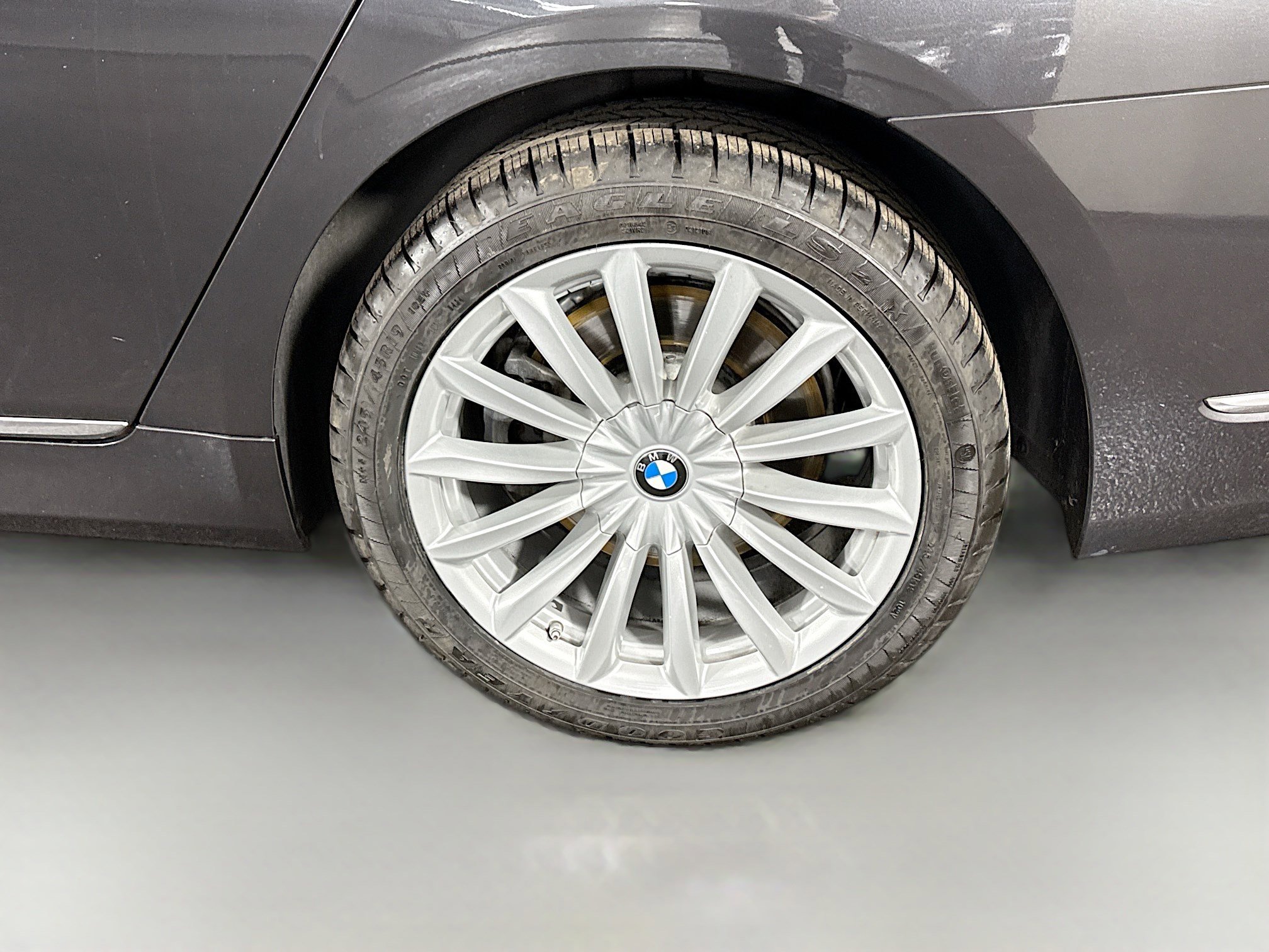 Used 2022 BMW 740i image 37