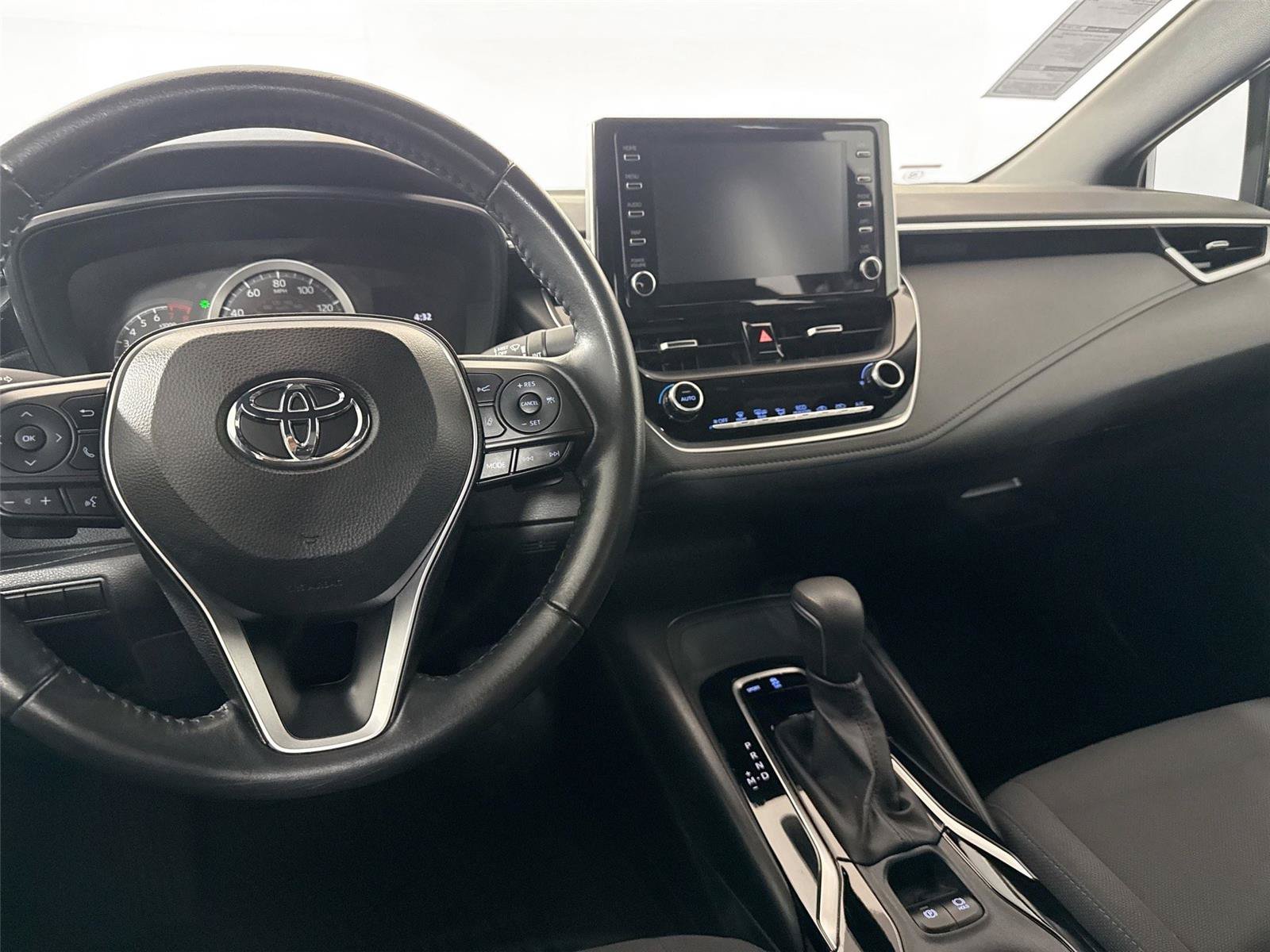Certified 2020 Toyota Corolla SE FWD image 27