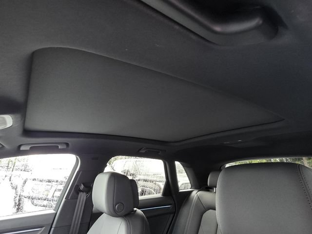Used 2023 Audi Q3 2.0T Premium Plus w/ Premium Plus Package AWD/4WD image 8