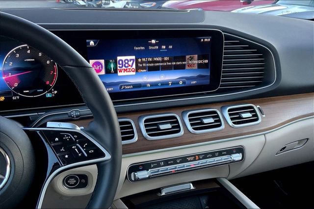 Used 2025 Mercedes-Benz GLE 350 4MATIC image 5