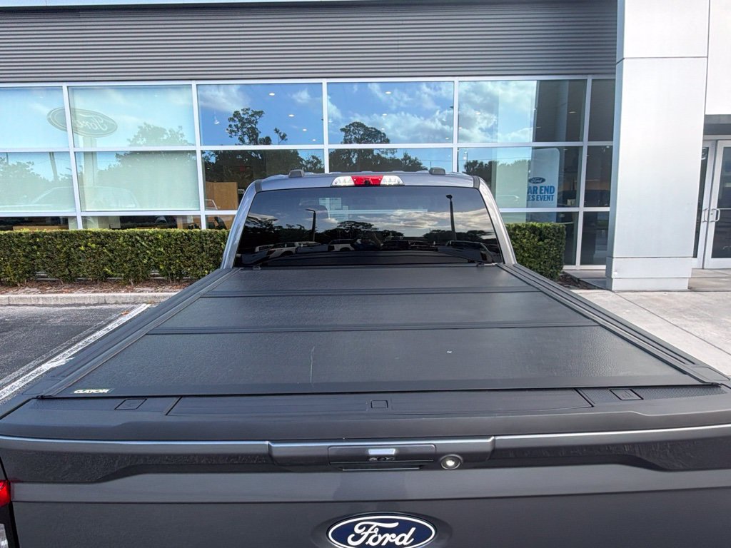 Used 2025 Ford F150 Lightning Flash AWD/4WD image 7