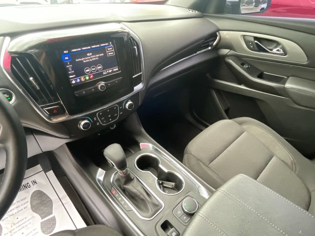 Used 2023 Chevrolet Traverse LT FWD image 51