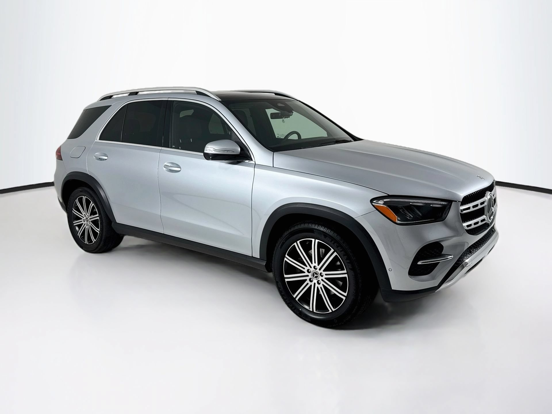 Certified 2025 Mercedes-Benz GLE 350 4MATIC image 1