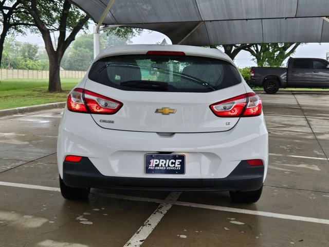 Used 2018 Chevrolet Cruze LT w/ Convenience Package FWD image 6