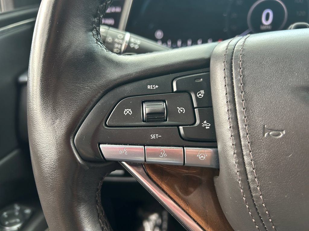 Used 2023 Cadillac Escalade Sport Platinum w/ LPO, Floor Liner Package AWD/4WD image 25