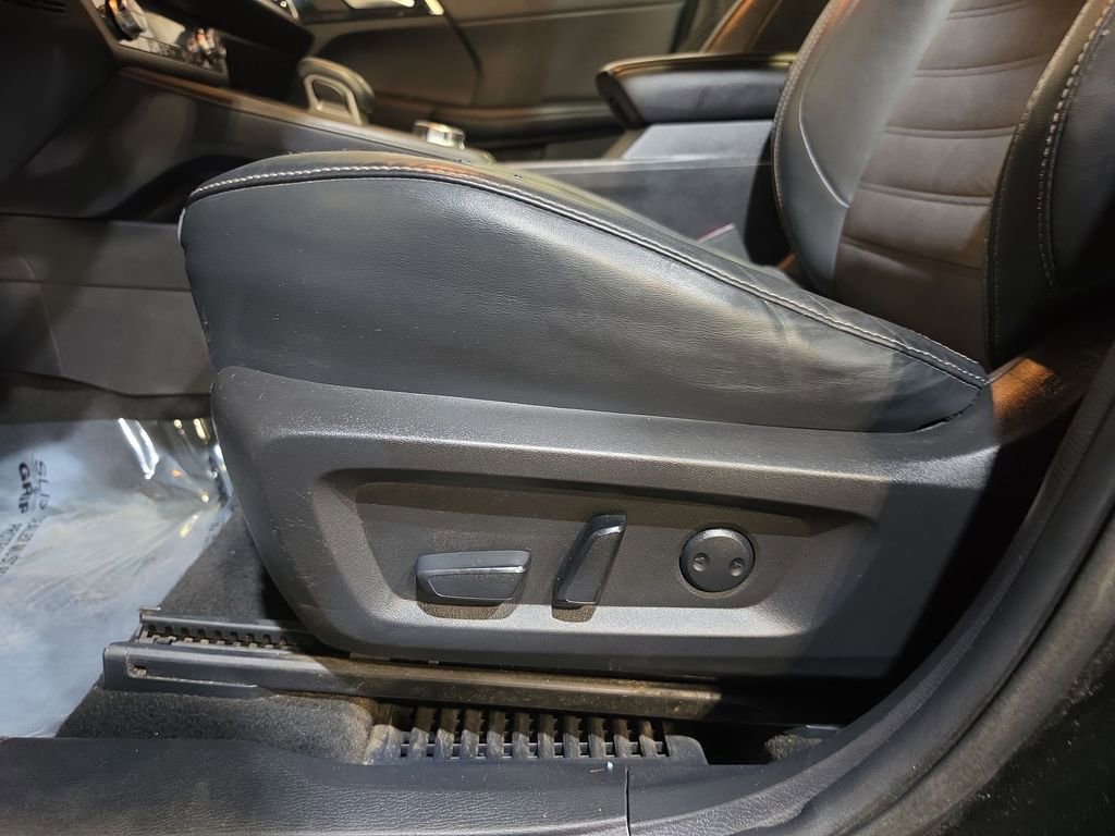 Used 2022 Mitsubishi Outlander SE AWD/4WD image 14