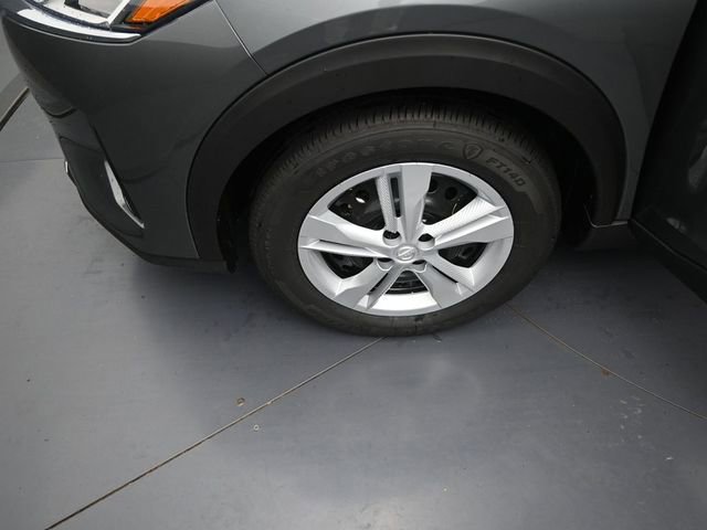 Used 2025 Nissan Kicks Play S image 38