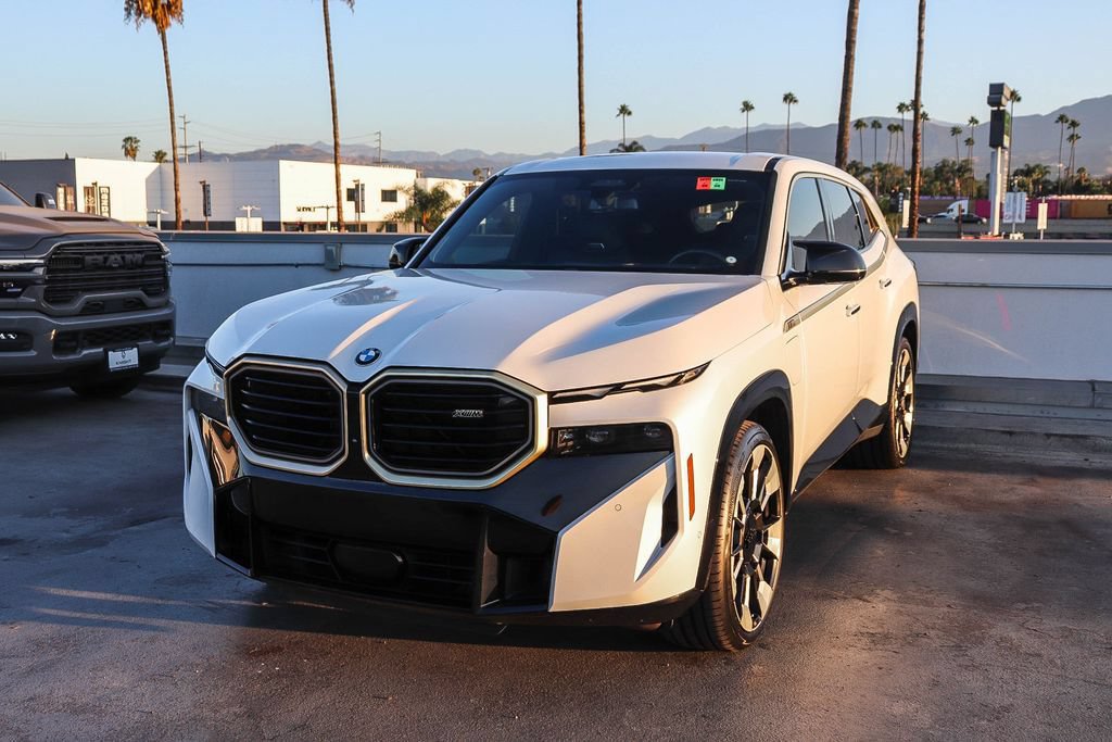 Used 2023 BMW XM AWD/4WD image 4