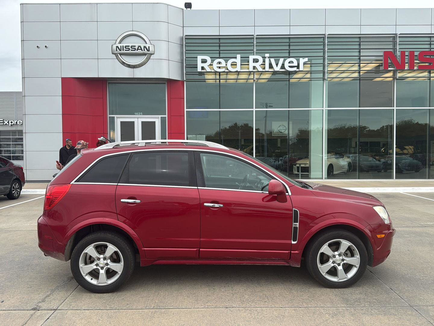 Used 2014 Chevrolet Captiva Sport LT w/ Convenience Package FWD image 1