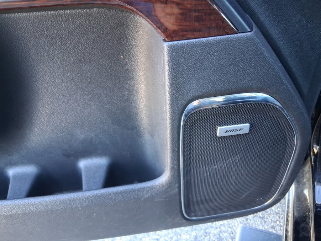 Used 2016 GMC Sierra 2500 SLT w/ Duramax Plus Package AWD/4WD image 28