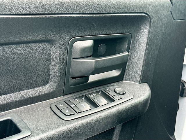 Used 2017 RAM 1500 Express image 17