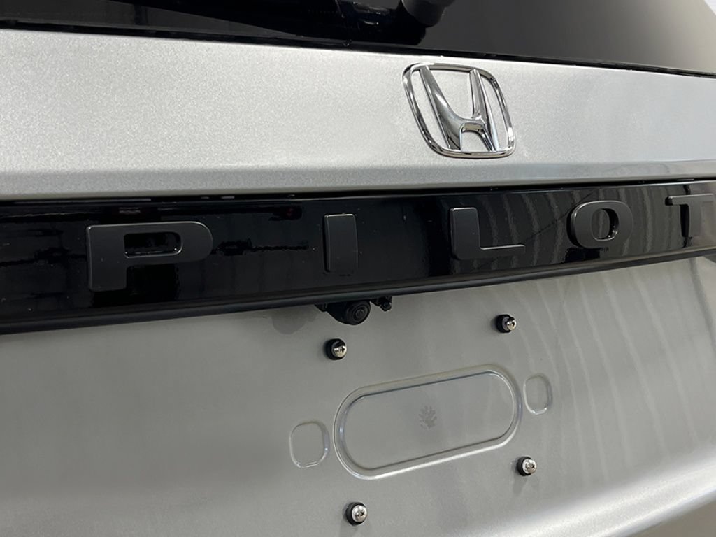 New 2026 Honda Pilot Black Edition image 7