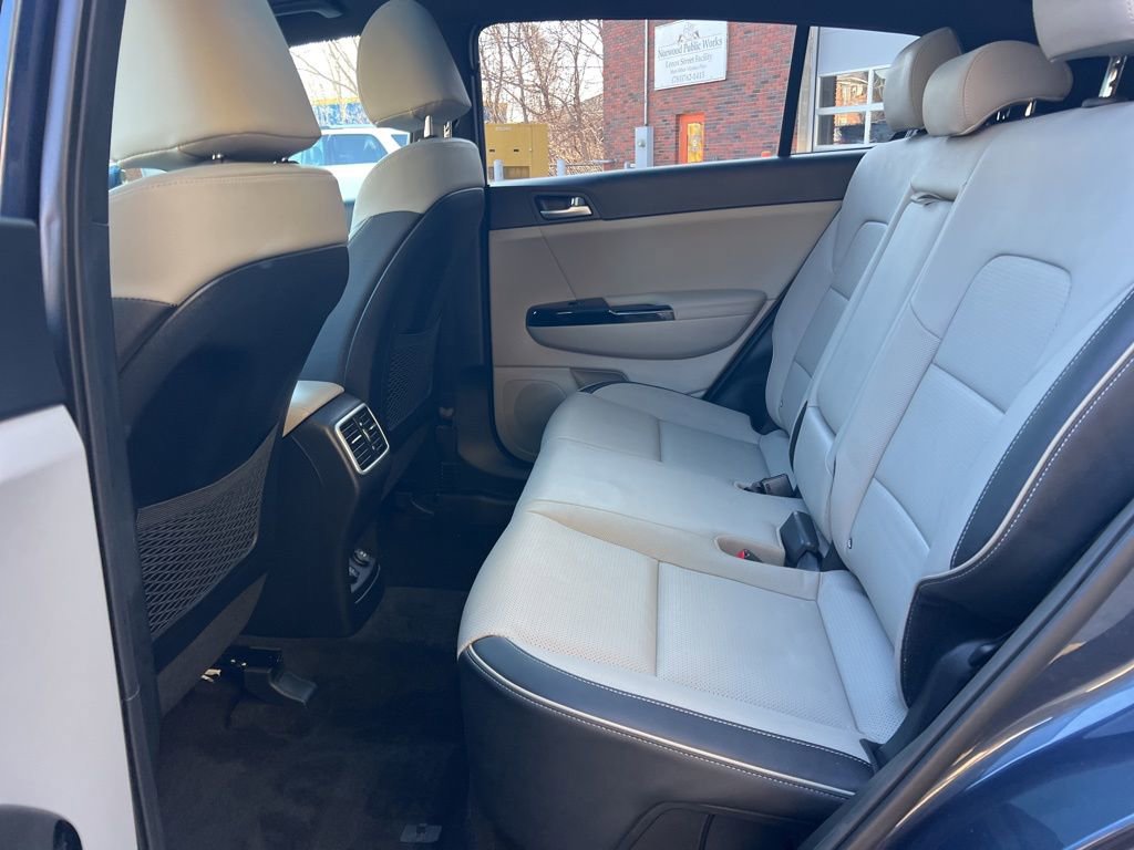 Certified 2022 Kia Sportage SX image 25