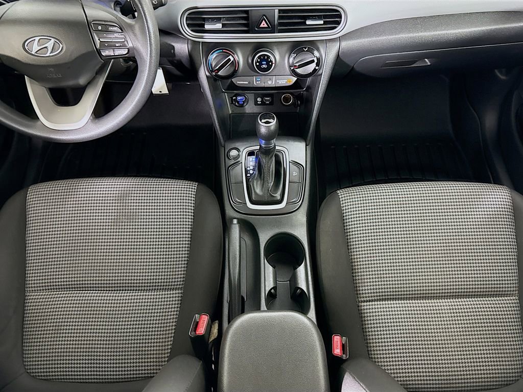 Used 2020 Hyundai Kona SE FWD image 16