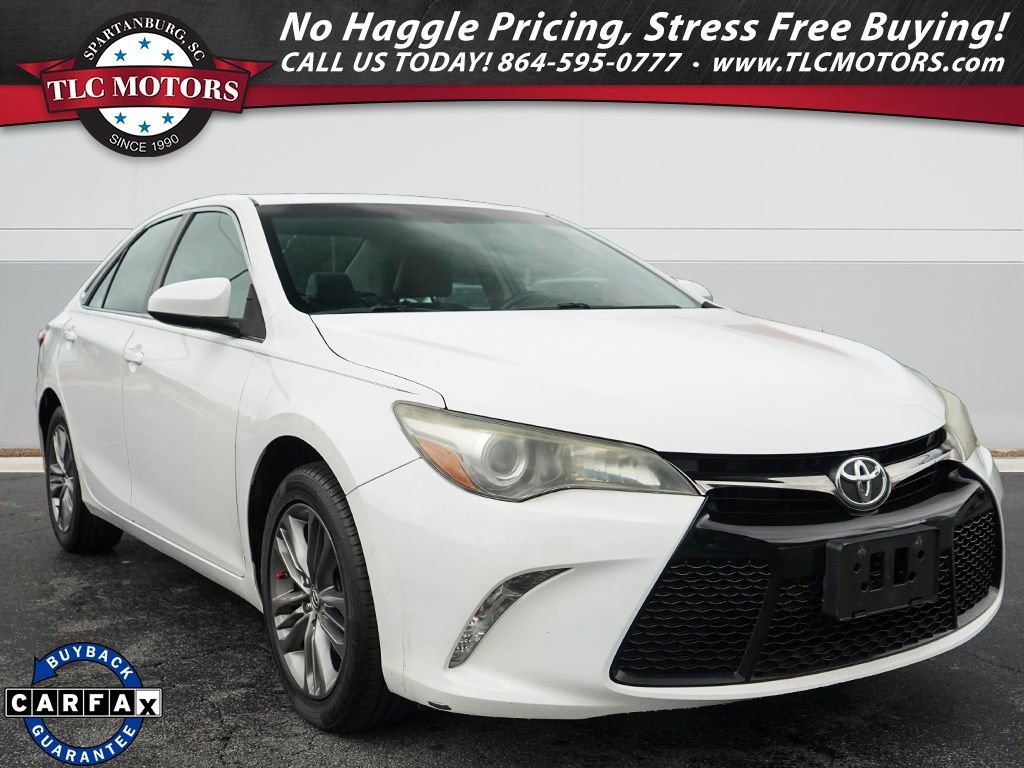 Used 2017 Toyota Camry SE FWD image 1
