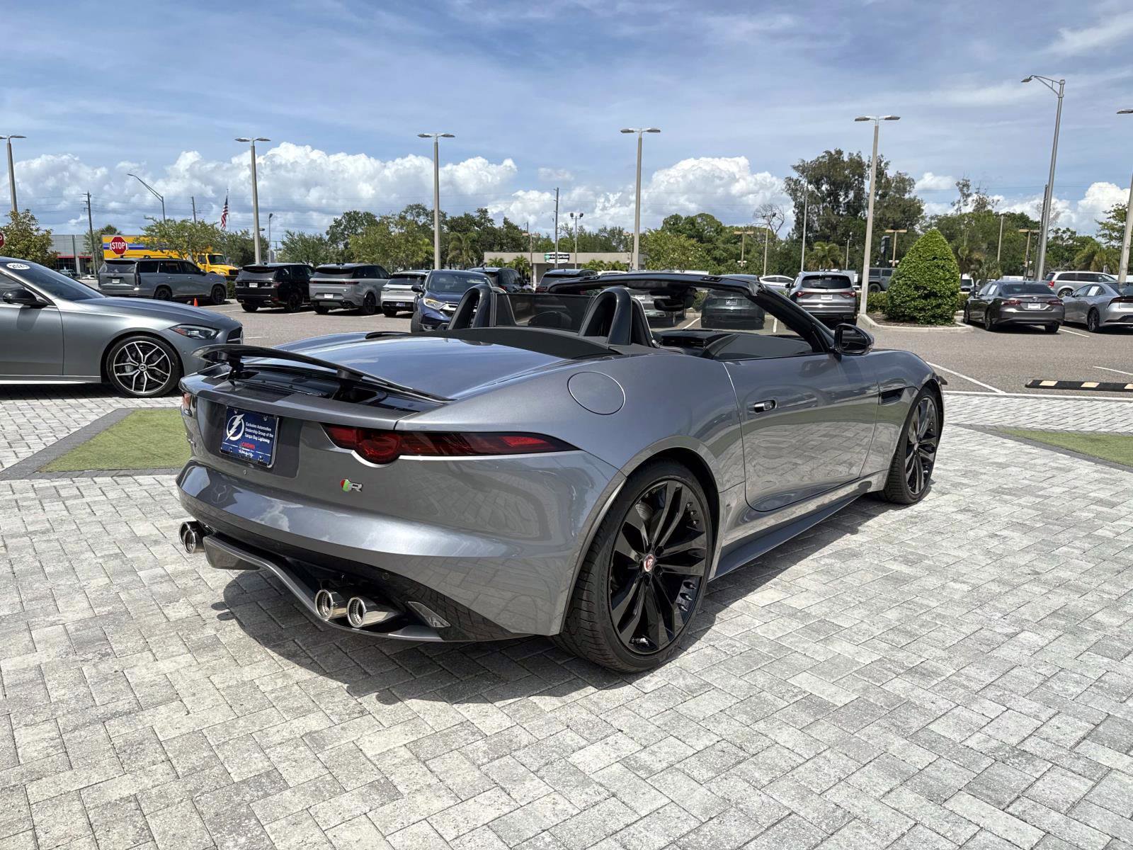 Used 2020 Jaguar F-TYPE R AWD/4WD image 5