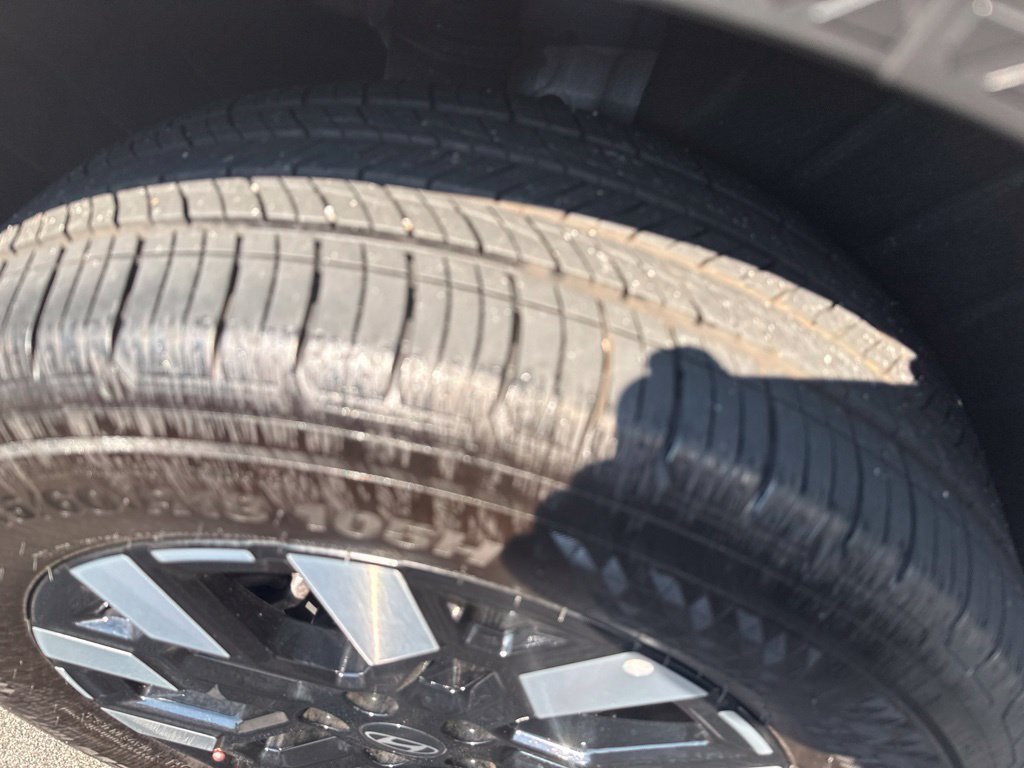 Certified 2025 Hyundai Santa Cruz SEL AWD/4WD image 13
