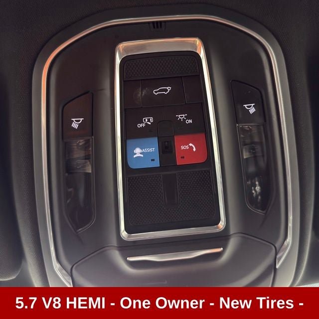 Used 2022 Jeep Wagoneer Series II AWD/4WD image 15